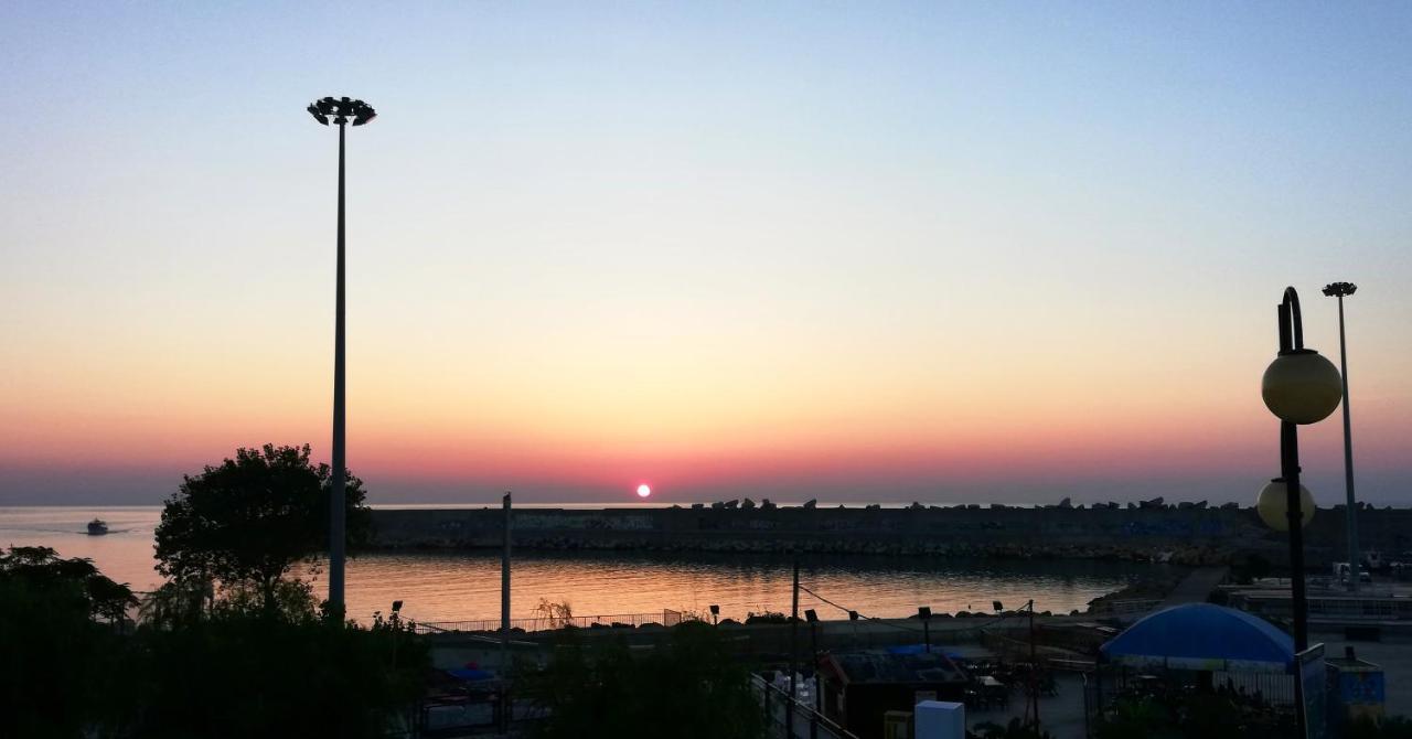 Camping Village Torrenova Cirò Marina Esterno foto